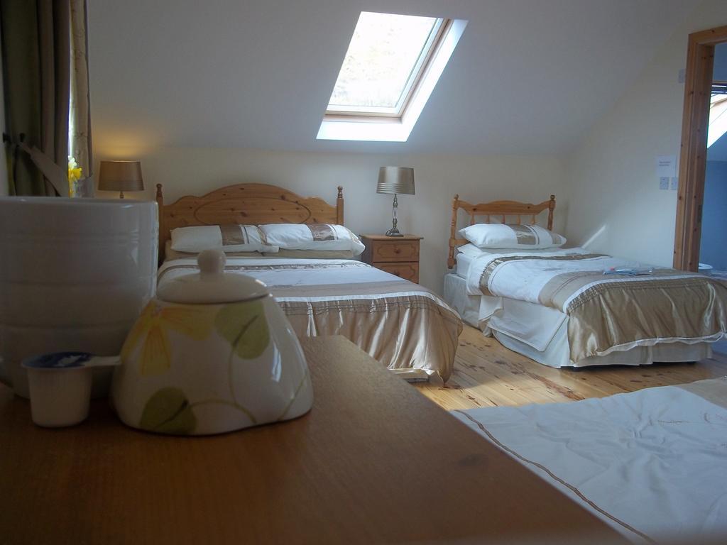 Mountainview B&B Лийнан Стая снимка